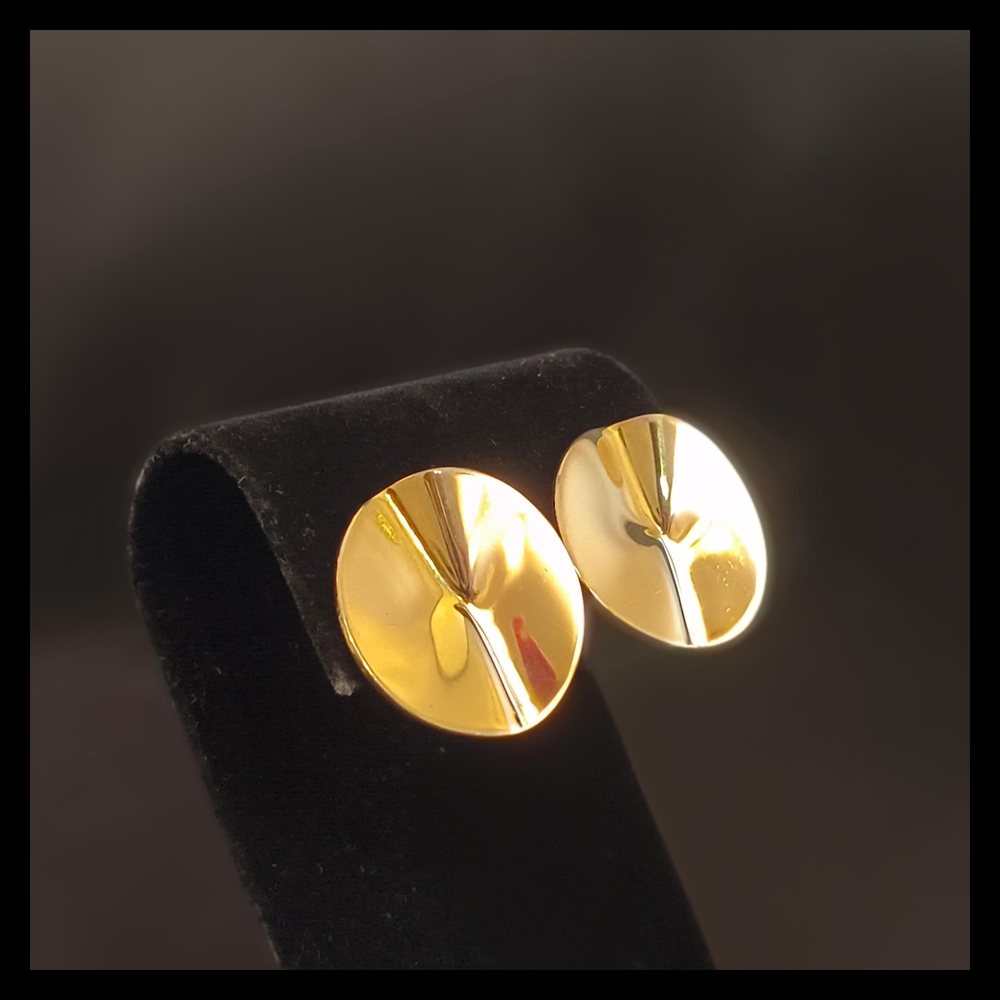 🌞 Elegant Vtg. Avon Gold Tone Wavy Disc Earrings